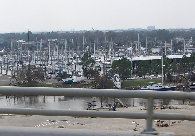 Hurricane protection with Grand Cay Harbour. — Grand Cay Harbour