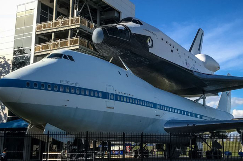 Space_Center_Houston_789x820